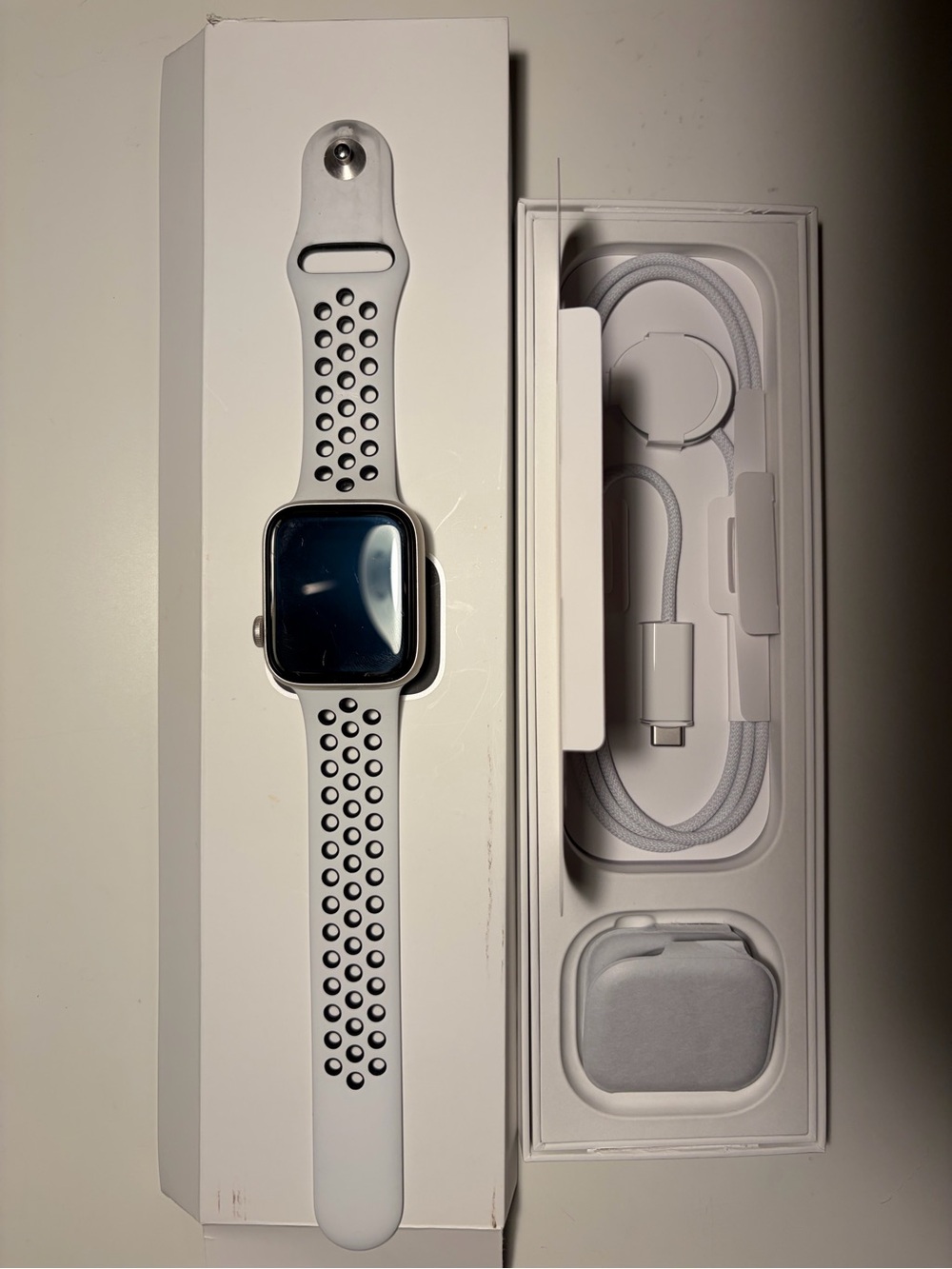 Apple Watch SE 2nd gen, 44 mm band